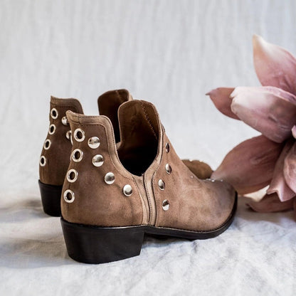 Wspierające, stylowe, ortopedyczne buty na lato