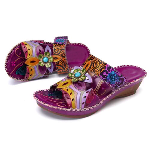 Kolorowe buty retro na lato