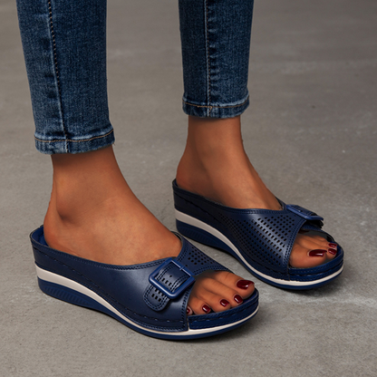 Buty na platformie z odkrytymi palcami