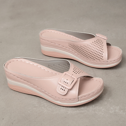 Buty na platformie z odkrytymi palcami
