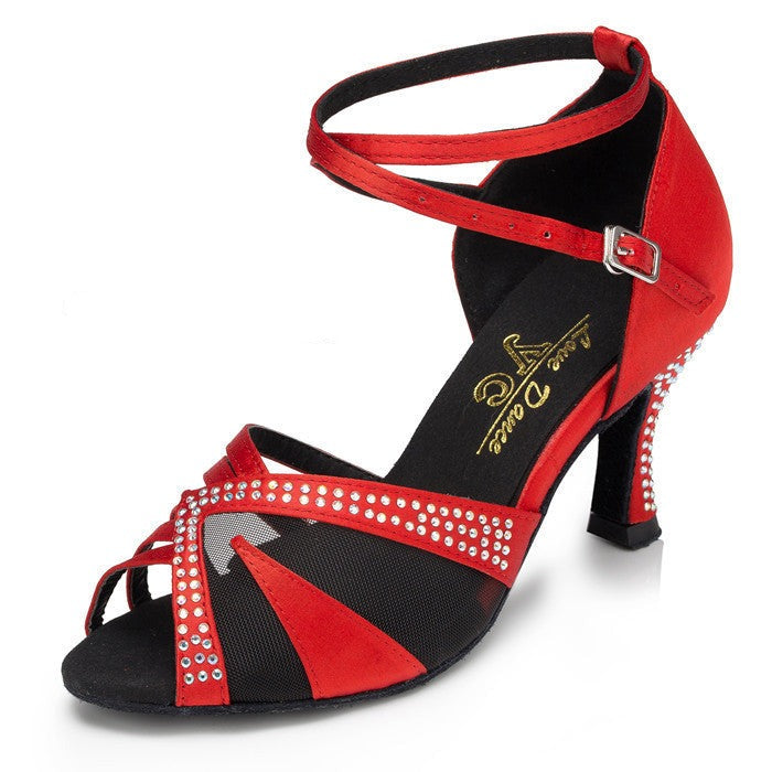 Profesjonalne buty do tańca latynoamerykańskiego