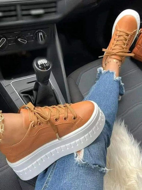 Dopasowane i wygodne, wspierające sneakersy
