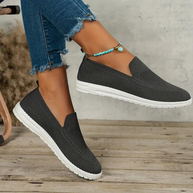 Nowoczesne i przewiewne buty sportowe typu slip-on