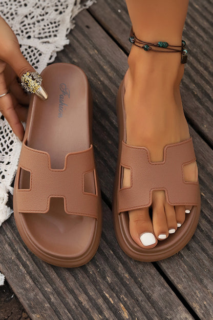 Wytrzymałe letnie buty ortopedyczne