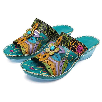 Kolorowe buty retro na lato