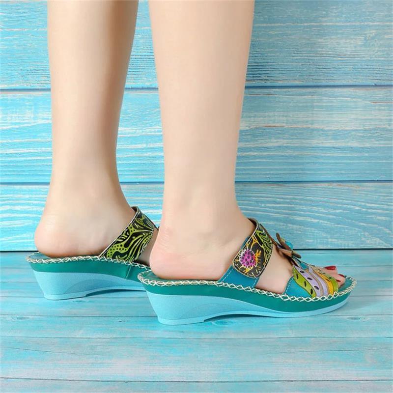 Kolorowe buty retro na lato