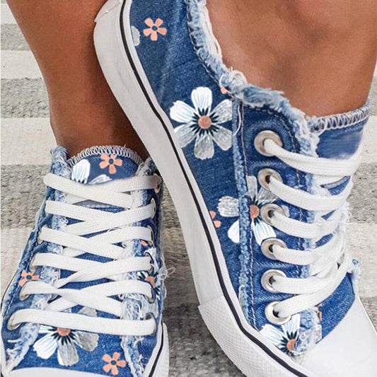 Modne koronkowe buty damskie na co dzień