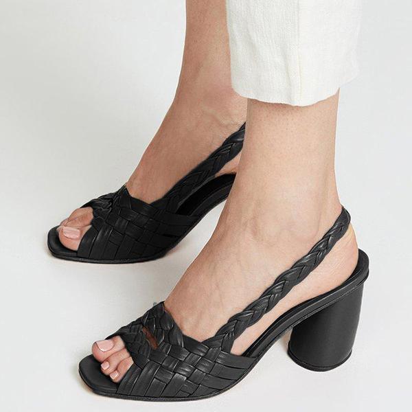 Eleganckie sandały na wysokim obcasie w stylu vintage