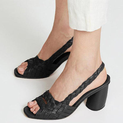 Eleganckie sandały na wysokim obcasie w stylu vintage