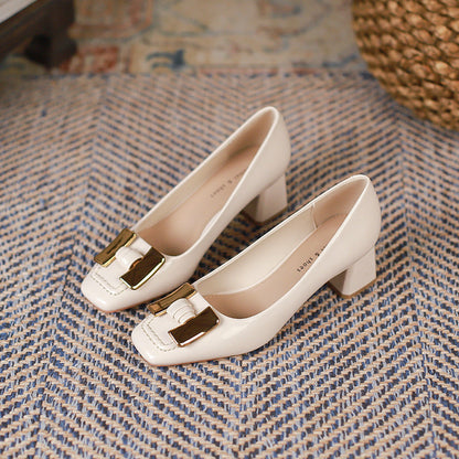Buty damskie z kwadratowymi palcami