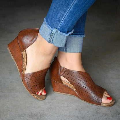 Buty plażowe na wysokim obcasie z odkrytymi palcami