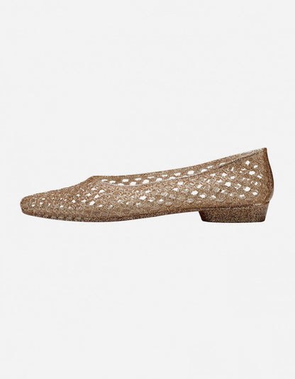 Nowoczesne i wspierające letnie buty ortopedyczne