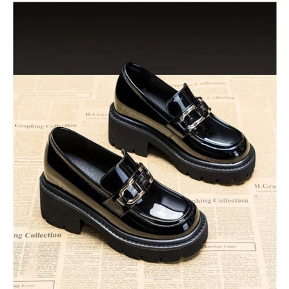 Buty na grubym obcasie