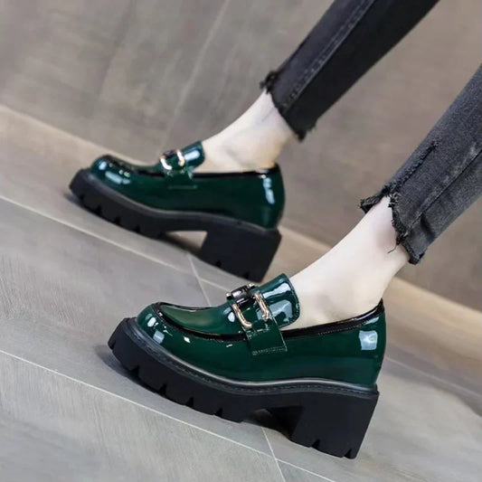 Buty na grubym obcasie