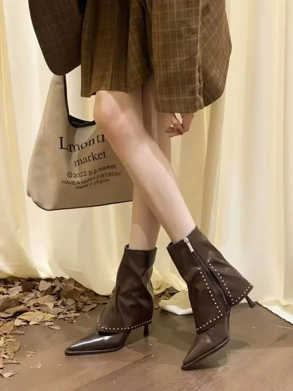 Zimowe buty na szpilce z nitami