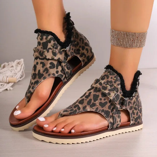 Przypadkowe i oddychające buty ortopedyczne
