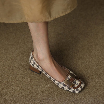 Smukłe i wspierające ortopedyczne buty na lato