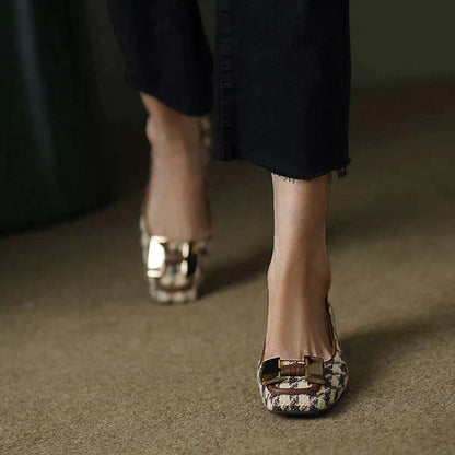 Smukłe i wspierające ortopedyczne buty na lato