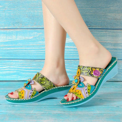 Kolorowe buty retro na lato
