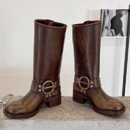 Wspierające ortopedyczne buty letnie