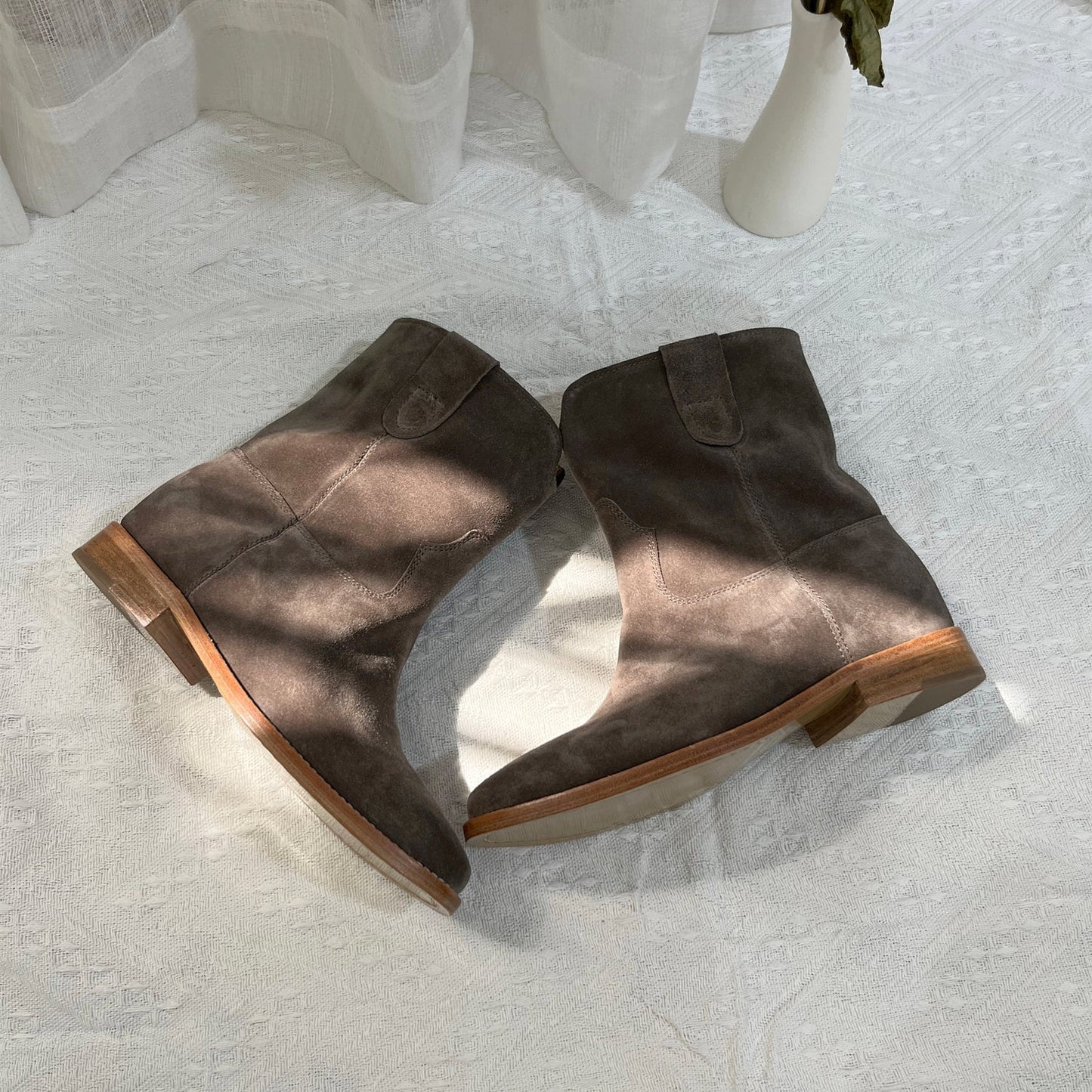 Modne, wspierające buty ortopedyczne na lato