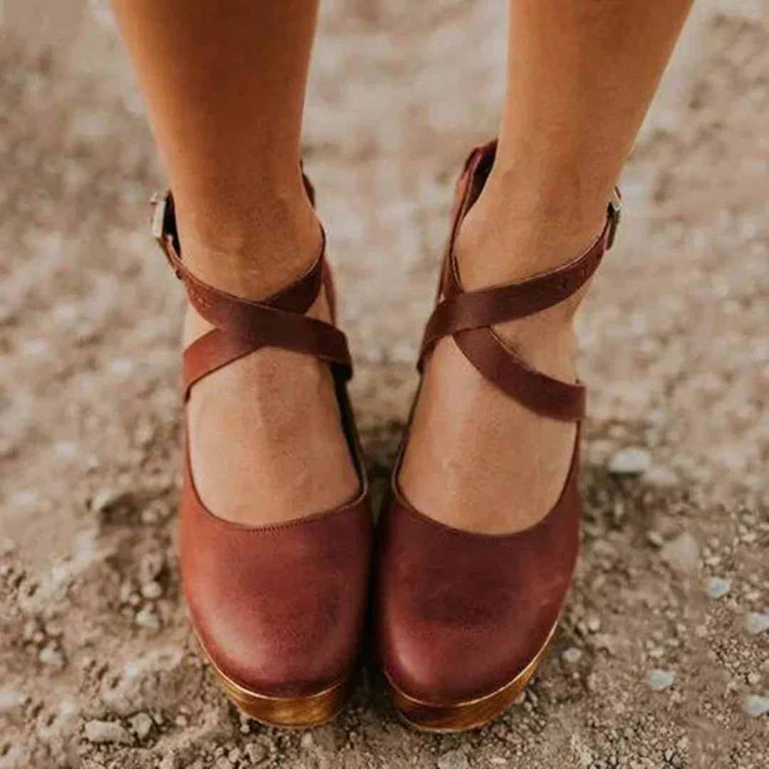 Skórzane buty damskie na grubym obcasie