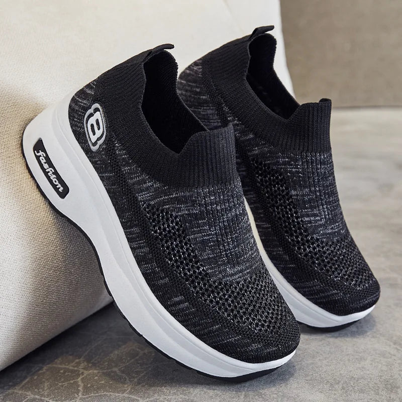 Buty damskie hurtownia buty wewnętrzne podwyższane
