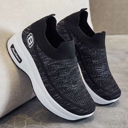 Buty damskie hurtownia buty wewnętrzne podwyższane