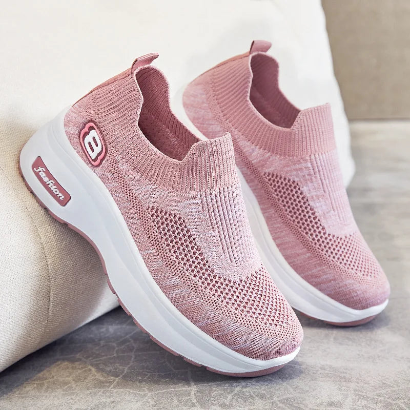 Buty damskie hurtownia buty wewnętrzne podwyższane
