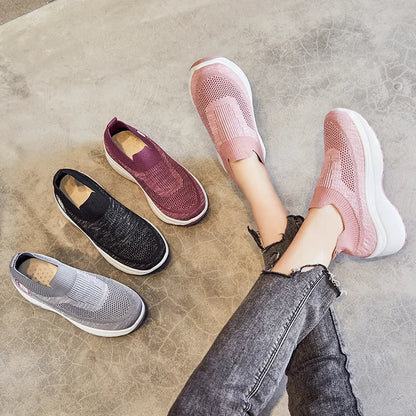 Buty damskie hurtownia buty wewnętrzne podwyższane